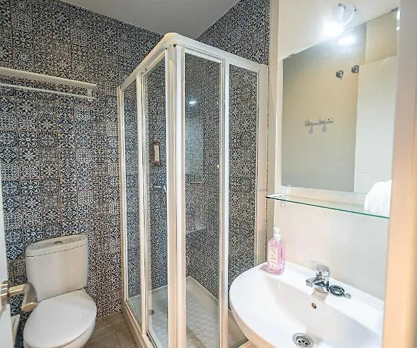L'boutique Konukevi Tarifa